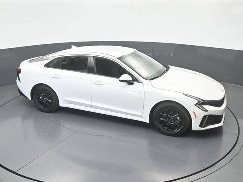 Used 2025 Kia K5 LXS FWD image 52