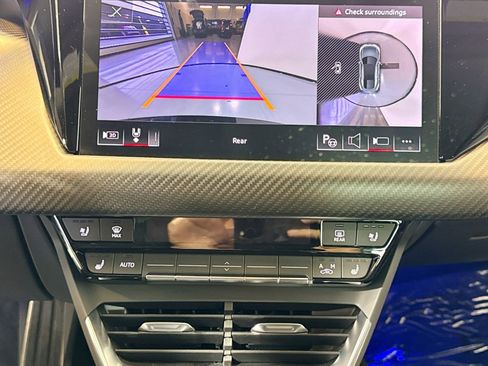 Used 2024 Audi RS e-tron GT w/ Carbon Performance Package image 13