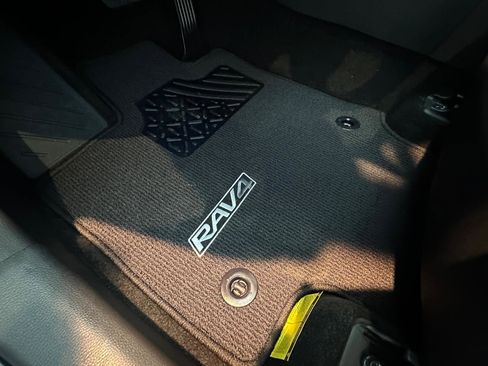 New 2025 Toyota RAV4 Limited image 37