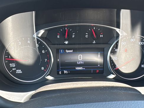 Used 2023 GMC Acadia SLE w/ Driver Convenience Package AWD/4WD image 12