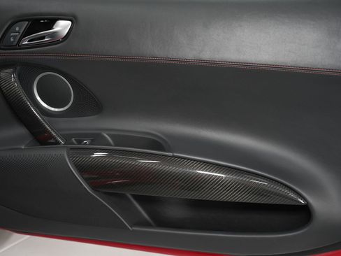 Used 2014 Audi R8 V10 image 34