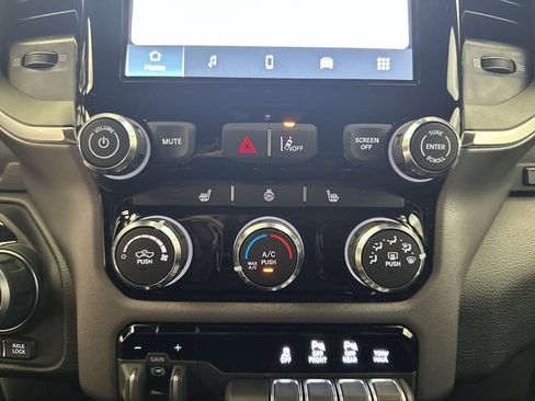 New 2026 RAM 1500 Big Horn AWD/4WD image 18