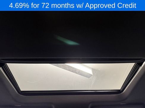 Used 2024 GMC Sierra 1500 AT4 w/ Technology Package image 27