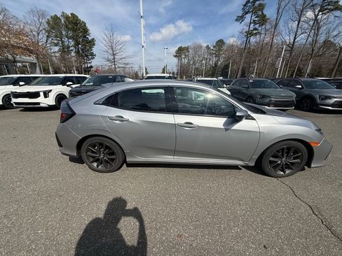 Used 2020 Honda Civic EX image 4