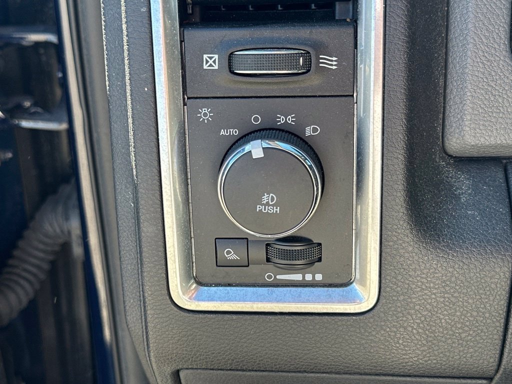 Used 2018 RAM 2500 Big Horn RWD image 19