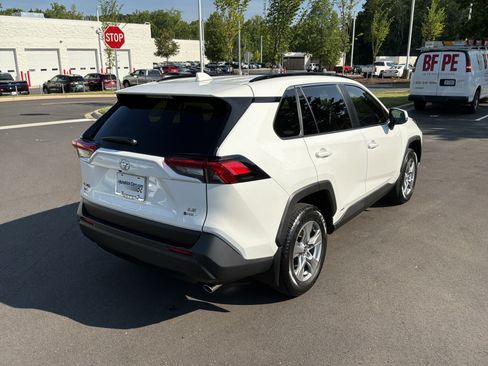 Used 2025 Toyota RAV4 LE AWD/4WD image 10
