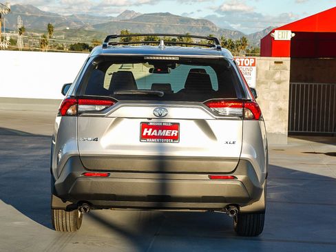 New 2025 Toyota RAV4 XLE image 6