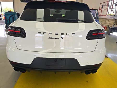 Used 2017 Porsche Macan S AWD/4WD image 5
