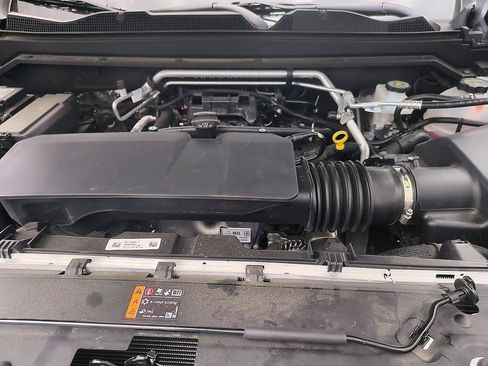 Used 2026 Chevrolet Colorado W/T w/ Advanced Trailering Package AWD/4WD image 35