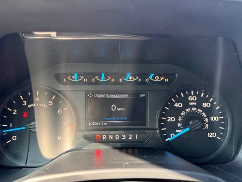 Used 2017 Ford F150 XL w/ Equipment Group 101A Mid AWD/4WD image 38