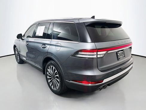 Used 2022 Lincoln Aviator Reserve AWD/4WD image 5