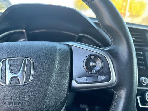 Used 2019 Honda Civic Sport image 18