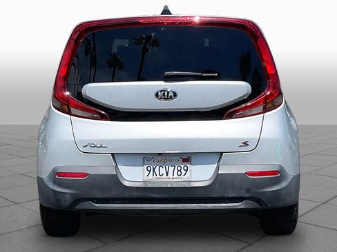Used 2020 Kia Soul S FWD image 4
