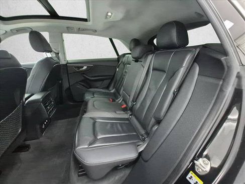 Used 2019 Audi Q8 Premium w/ Convenience Package AWD/4WD image 22