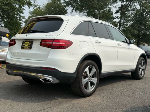 Used 2019 Mercedes-Benz GLC 300 4MATIC w/ Driver Assistance Package image 6