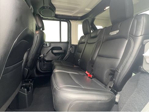 Used 2023 Jeep Wrangler Unlimited Sport AWD/4WD image 21