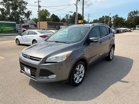 Used 2014 Ford Escape Titanium FWD image 4