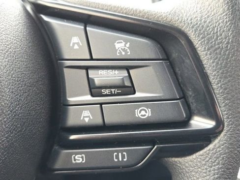 Certified 2025 Subaru Crosstrek 2.0i Premium w/ Crosstrek Mirror Package image 17