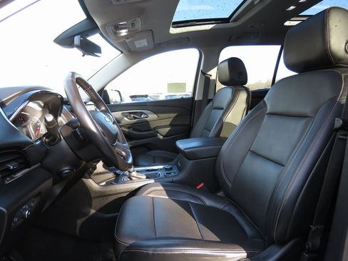 Used 2019 Chevrolet Traverse Premier w/ Redline Edition image 10