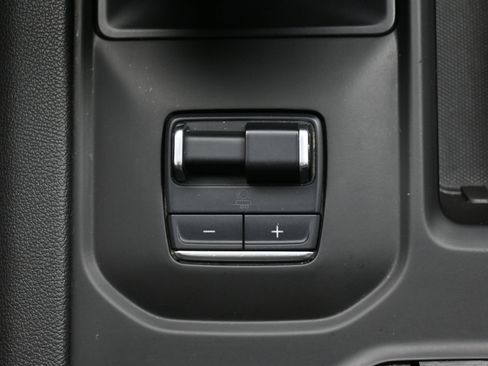 Used 2023 GMC Sierra 1500 AT4 w/ AT4 Premium Package image 37