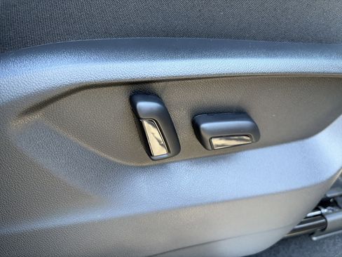 New 2026 Volkswagen Atlas Cross Sport SEL image 48