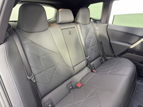 Used 2022 BMW iX xDrive50 w/ Premium Package image 43