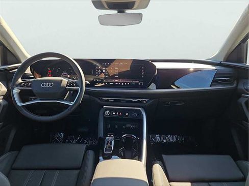Certified 2025 Audi Q5 Premium w/ Premium Plus AWD/4WD image 31