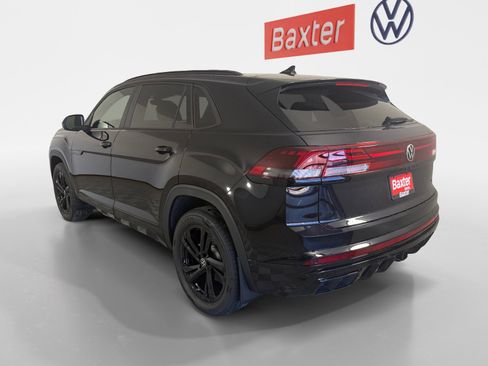 New 2026 Volkswagen Atlas Cross Sport SEL R-Line AWD/4WD image 5