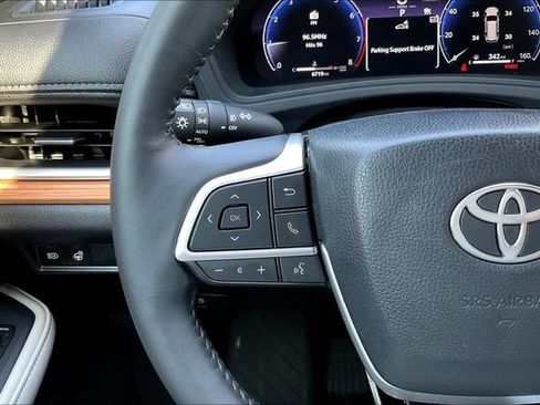 Used 2026 Toyota Grand Highlander FWD image 13