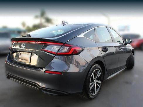 Used 2023 Honda Civic LX image 5