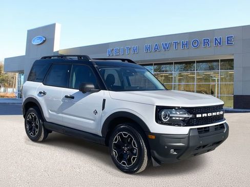 New 2026 Ford Bronco Sport Outer Banks w/ Outer Banks Tech Package+ AWD/4WD image 1