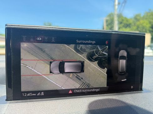 Used 2018 Audi Q7 3.0T Prestige AWD/4WD image 28