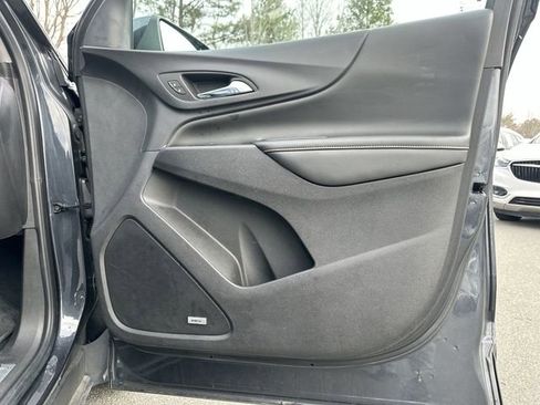 Used 2022 Chevrolet Equinox Premier image 31