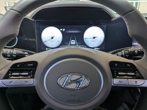 Certified 2023 Hyundai Elantra SEL w/ Convenience Package FWD image 24