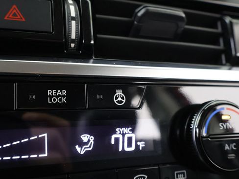 Used 2023 Nissan Pathfinder SL w/ Black Appearance Package AWD/4WD image 53