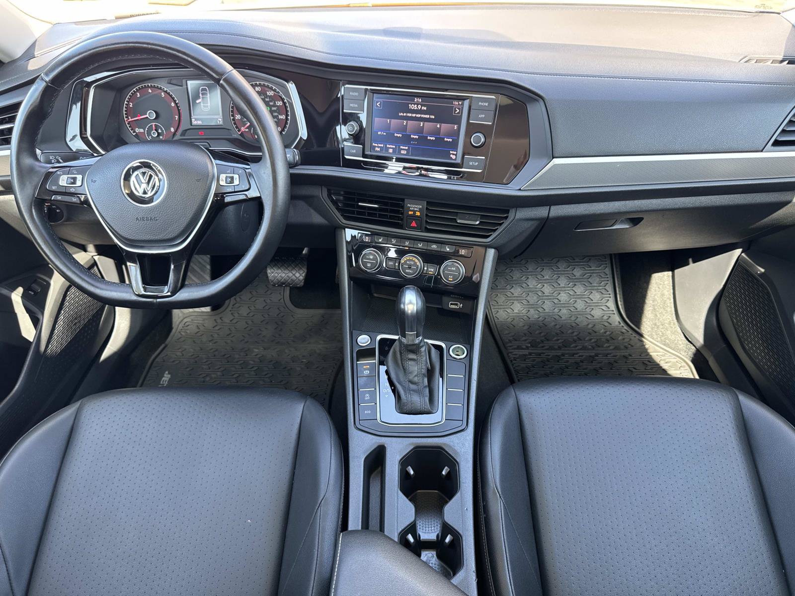 Used 2019 Volkswagen Jetta SE FWD image 9