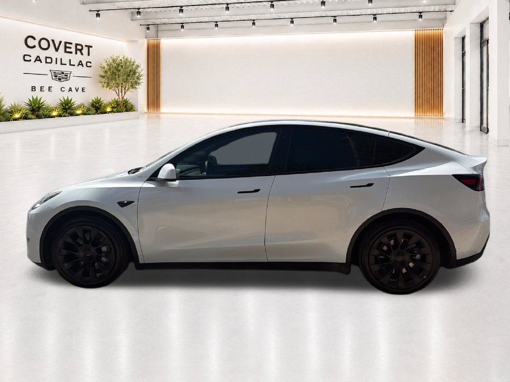 Used 2023 Tesla Model Y Long Range AWD/4WD image 8