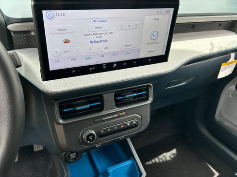 New 2026 Ford Maverick XLT AWD/4WD image 11