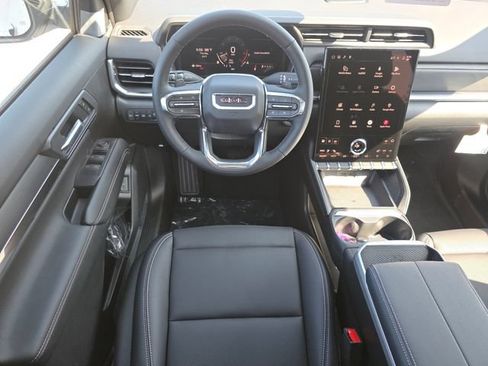 New 2027 GMC Terrain Elevation w/ Elevation Premium Package FWD image 3