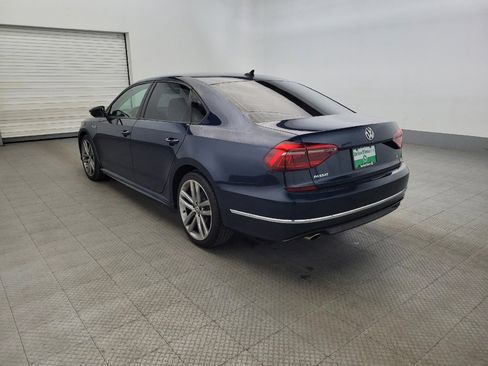 Used 2018 Volkswagen Passat 2.0T R-Line image 5