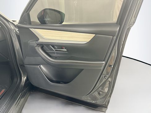 Used 2024 MAZDA CX-90 Plug-In Hybrid w/ Preferred AWD/4WD image 35