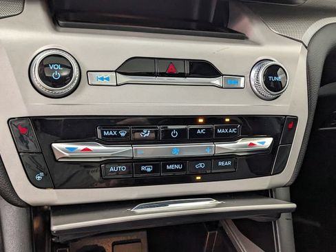 Certified 2023 Ford Explorer XLT w/ Equipment Group 202A AWD/4WD image 29