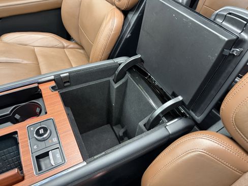 Used 2024 Lincoln Navigator Reserve w/ Equipment Group 201A image 23