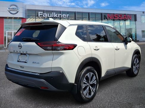 Certified 2023 Nissan Rogue SV AWD/4WD image 6