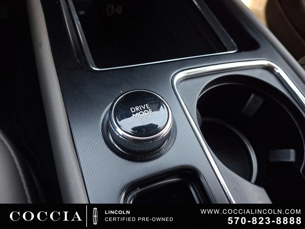 Certified 2023 Lincoln Corsair AWD image 26