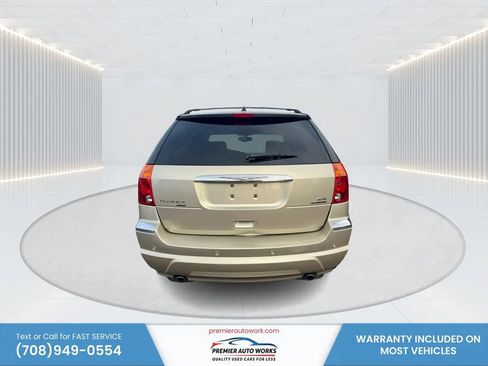 Used 2007 Chrysler Pacifica Limited AWD/4WD image 5