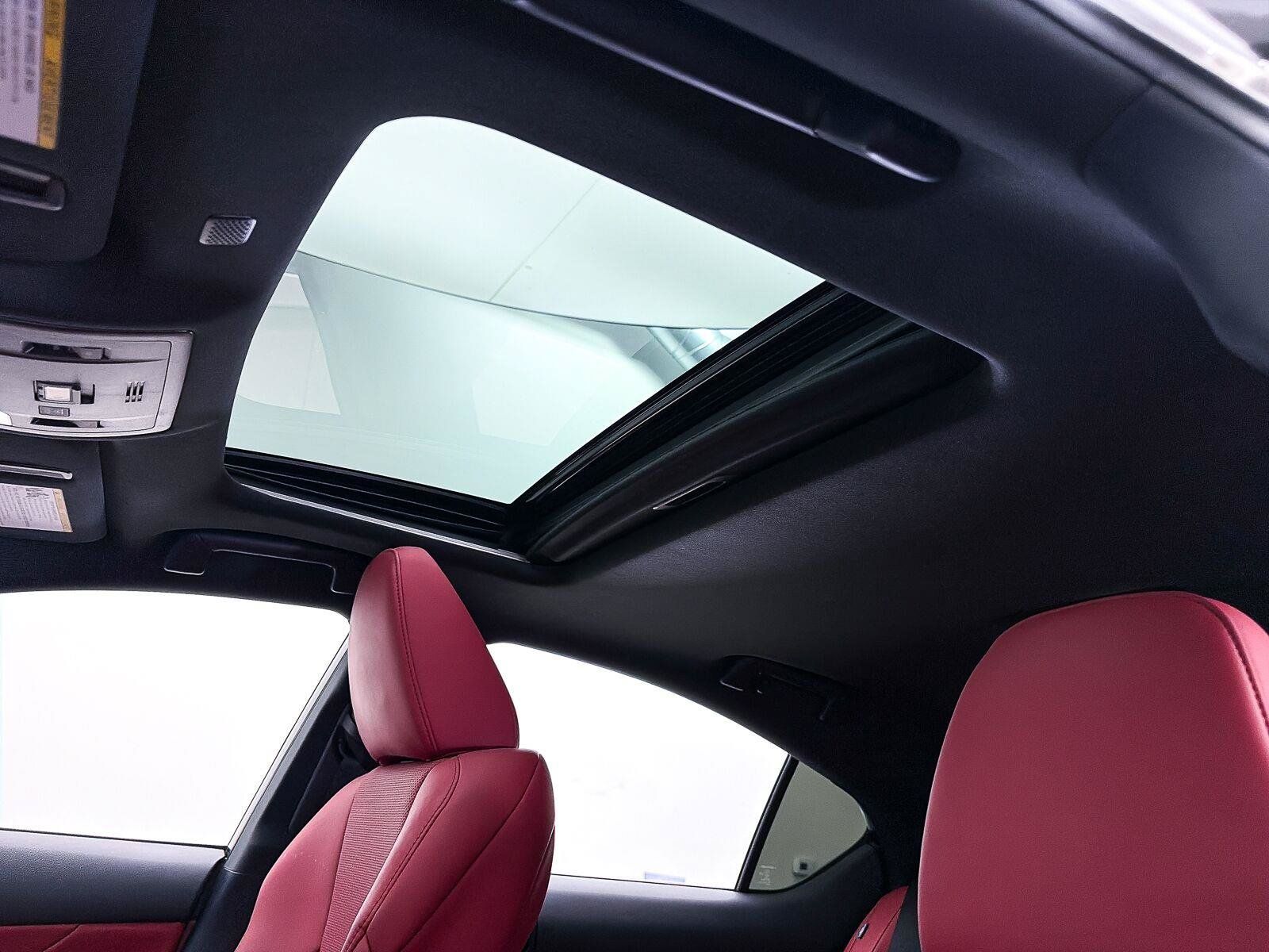 Used 2023 Lexus IS 350 F Sport RWD image 5