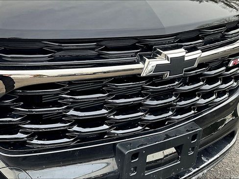 Used 2026 Chevrolet Trax RS w/ Sunroof Package image 24