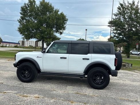 Used 2024 Ford Bronco Wildtrak AWD/4WD image 6