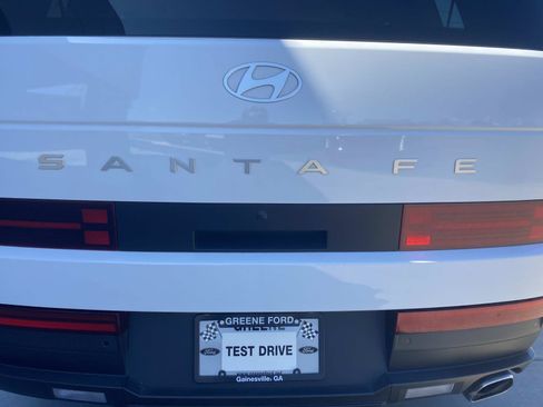 Used 2024 Hyundai Santa Fe SEL FWD image 6